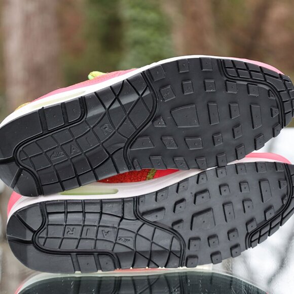 Nike Air Max 1 SE Ghost Green 2016 - Picture 15 of 15